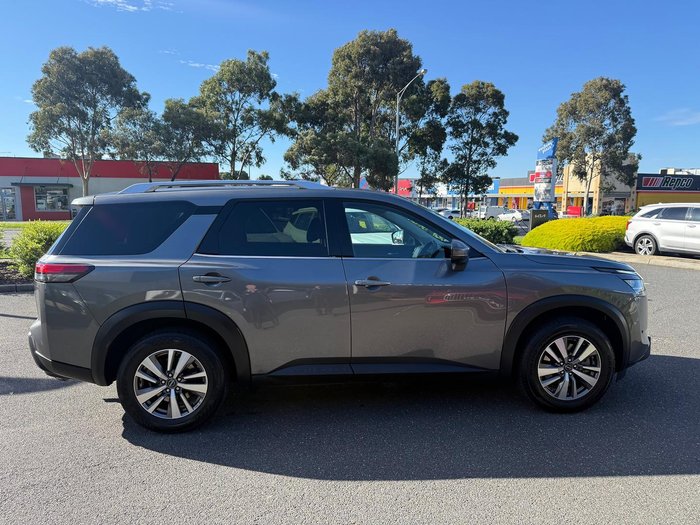 2023 Nissan Pathfinder Ti