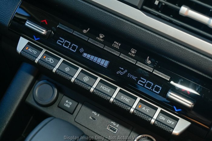 2026 Nissan Navara ST-X