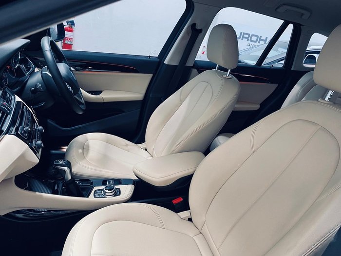 2017 BMW X1 sDrive18d F48 Black