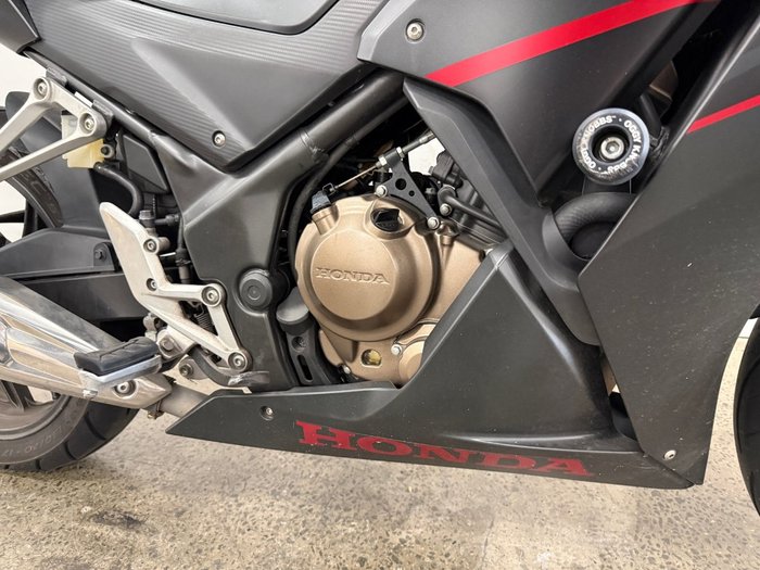 2018 Honda CBR300R Black