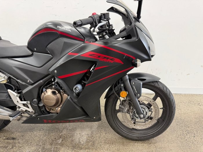 2018 Honda CBR300R Black