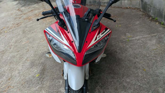 2016 Yamaha YZF-R15 SP V2