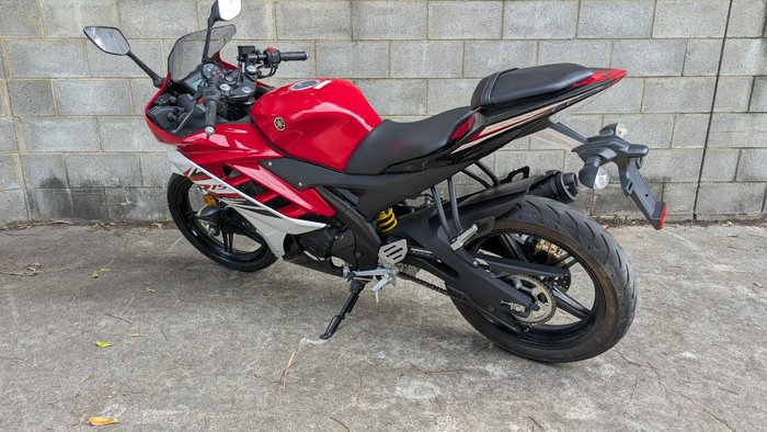 2016 Yamaha YZF-R15 SP V2