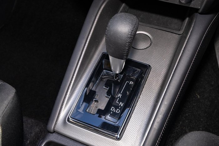 2024 Mitsubishi ASX LS