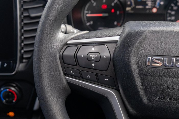 2023 Isuzu MU-X LS-M