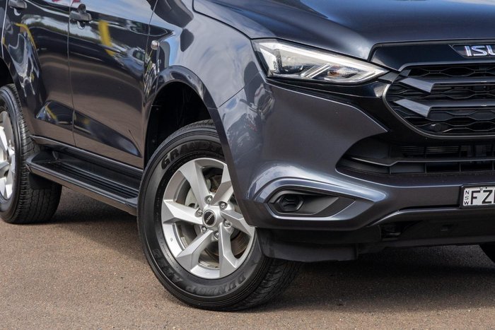 2023 Isuzu MU-X LS-M