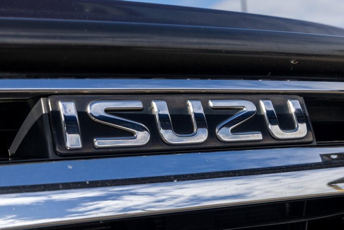 2017 Isuzu MU-X LS-T