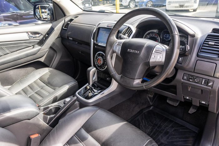 2017 Isuzu MU-X LS-T