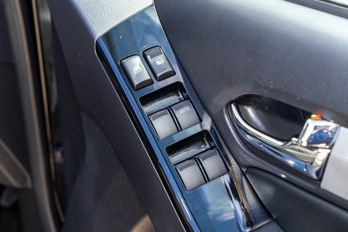 2017 Isuzu MU-X LS-T