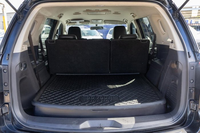 2017 Isuzu MU-X LS-T