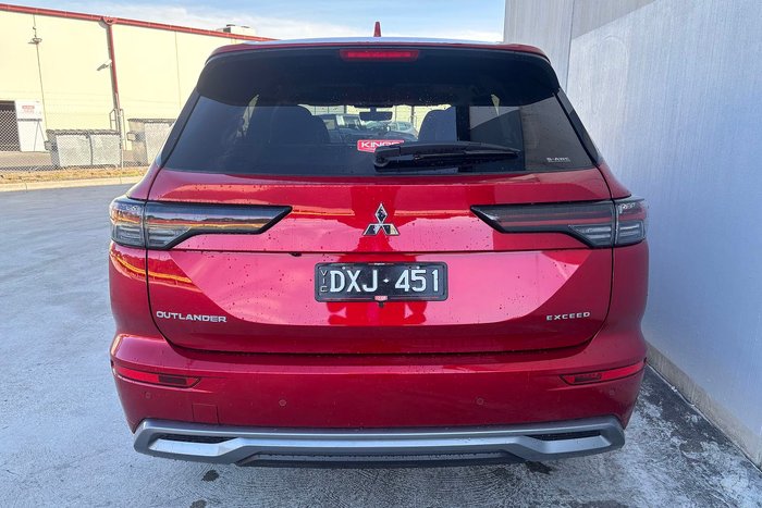 2025 Mitsubishi Outlander Exceed