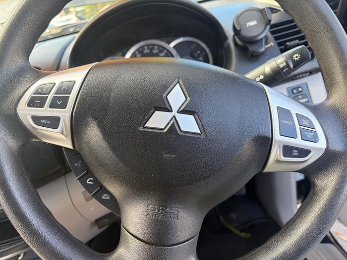 2014 Mitsubishi Triton GLX MN MY15 4X4 Dual Range Black