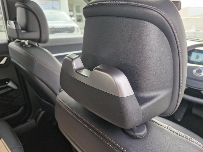 2026 KGM Torres EVX U100 MY26 Grand White