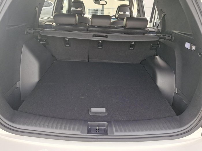 2026 KGM Torres EVX U100 MY26 Grand White