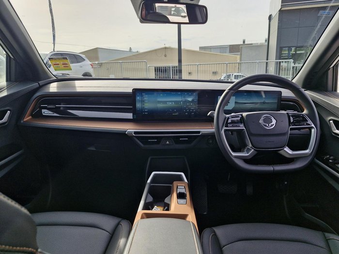 2026 KGM Torres EVX U100 MY26 Grand White