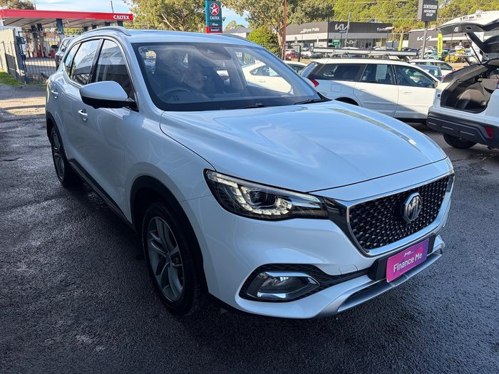 2023 MG HS Essence SAS23 MY23 York White