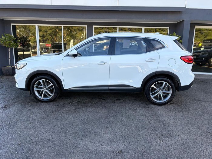 2023 MG HS Essence SAS23 MY23 York White
