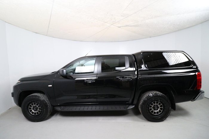 2024 Mitsubishi Triton GLX+