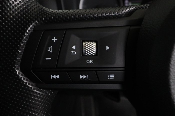 2024 Mitsubishi Triton GLX+