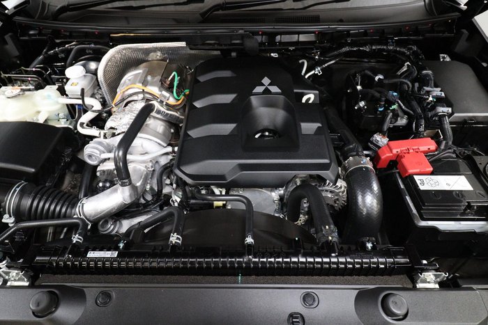 2024 Mitsubishi Triton GLX+