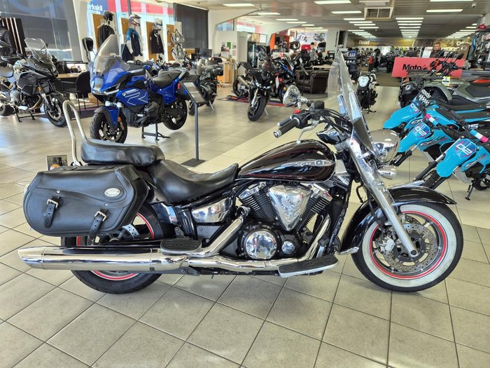 2010 Yamaha V-Star XVS1300A V-Star Black