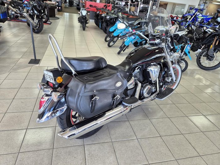 2010 Yamaha V-Star XVS1300A V-Star Black