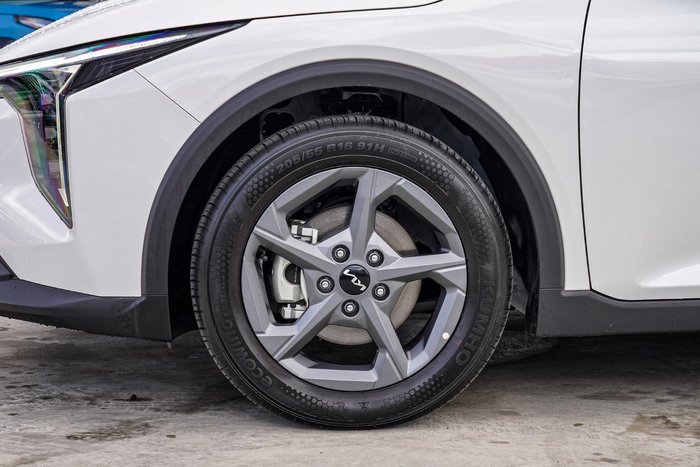 2025 Kia K4 S