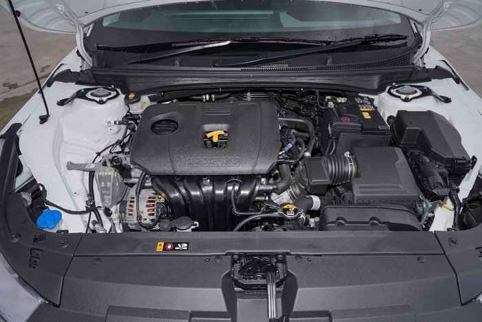 2025 Kia K4 S