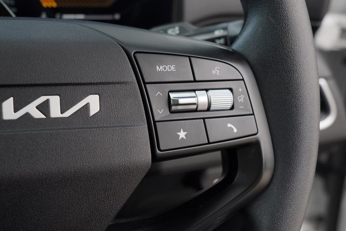 2025 Kia K4 S