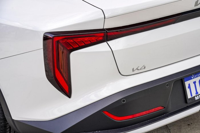 2025 Kia K4 S