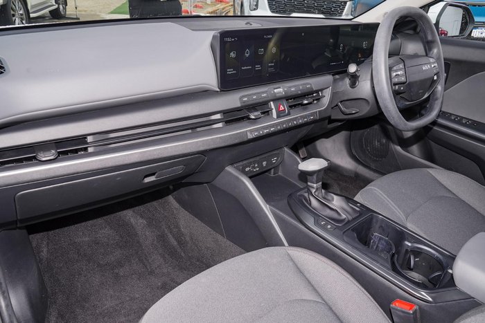 2025 Kia K4 S