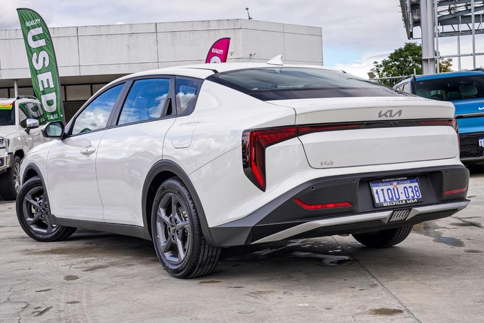 2025 Kia K4 S