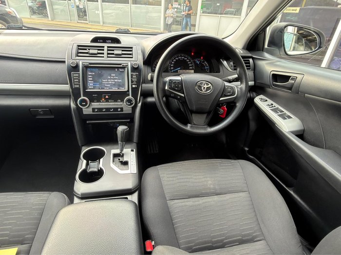 2017 Toyota Camry Altise