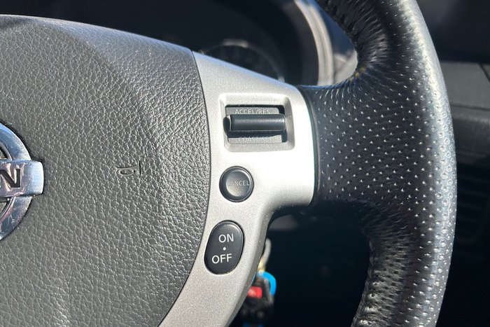 2012 Nissan X-TRAIL ST