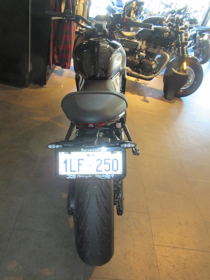 2025 Triumph Trident 660 Trident Blue