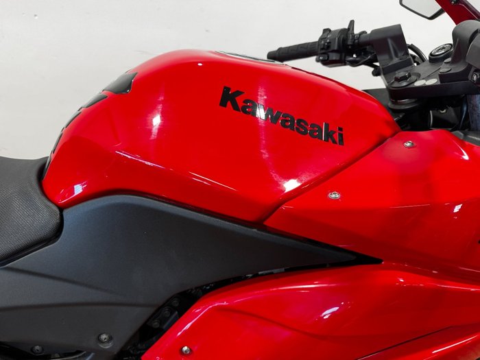2011 Kawasaki NINJA 250R (EX250) RED