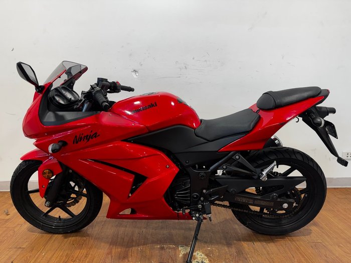 2011 Kawasaki NINJA 250R (EX250) RED