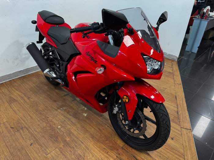 2011 Kawasaki NINJA 250R (EX250) RED