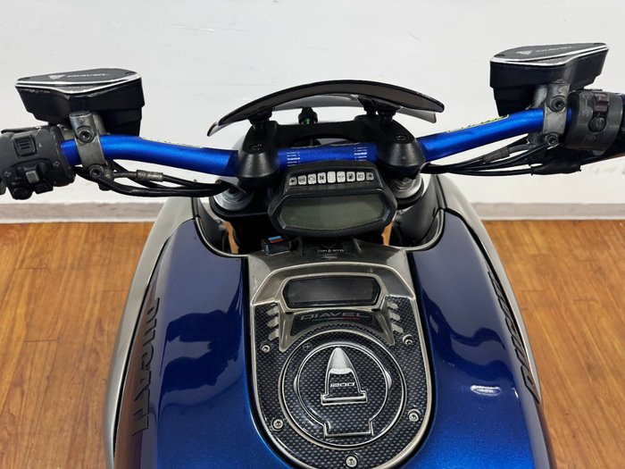 2013 Ducati DIAVEL BLUE