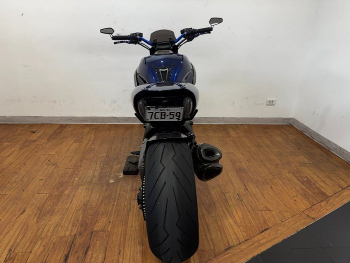 2013 Ducati DIAVEL BLUE