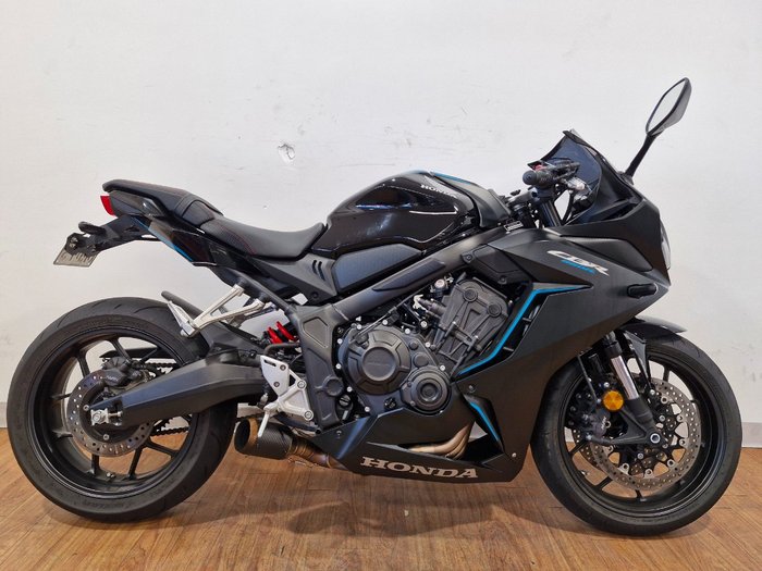 2023 Honda CBR650R Black