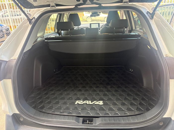 2024 Toyota RAV4 GX