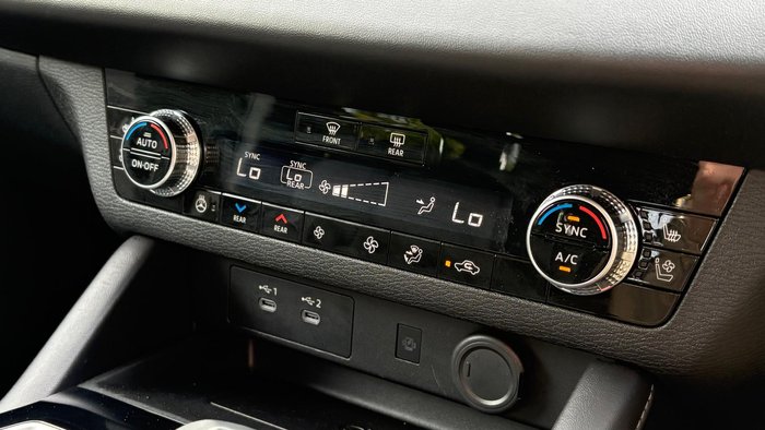 2025 Mitsubishi Outlander Exceed