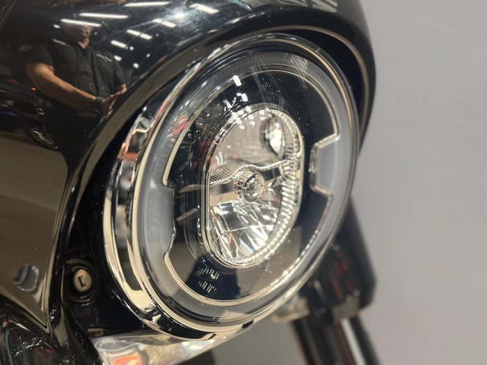 2018 Harley-Davidson Sport Glide 107 (FLSB) Softail Black