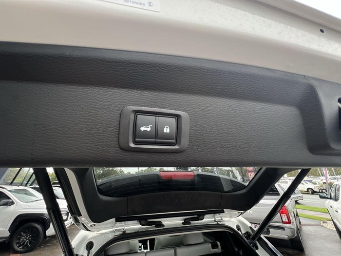 2025 Mitsubishi Outlander PHEV Exceed