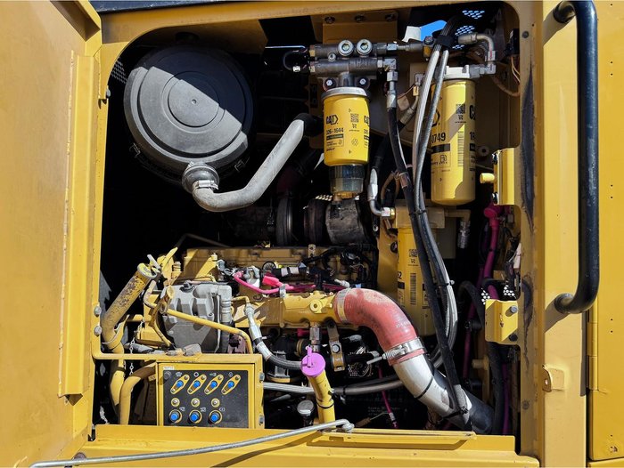 2013 Caterpillar 12M