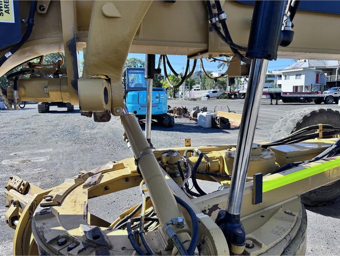 2013 Caterpillar 12M