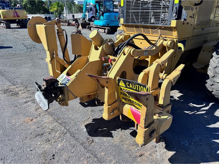2013 Caterpillar 12M