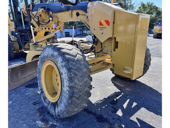 2013 Caterpillar 12M