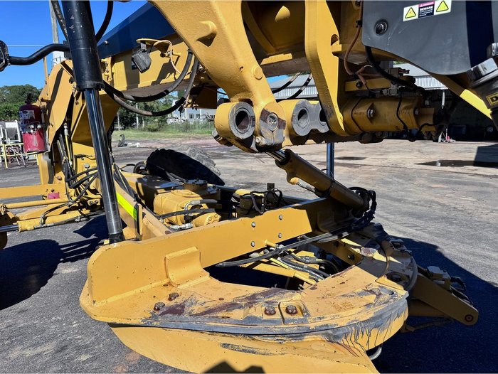 2013 Caterpillar 12M